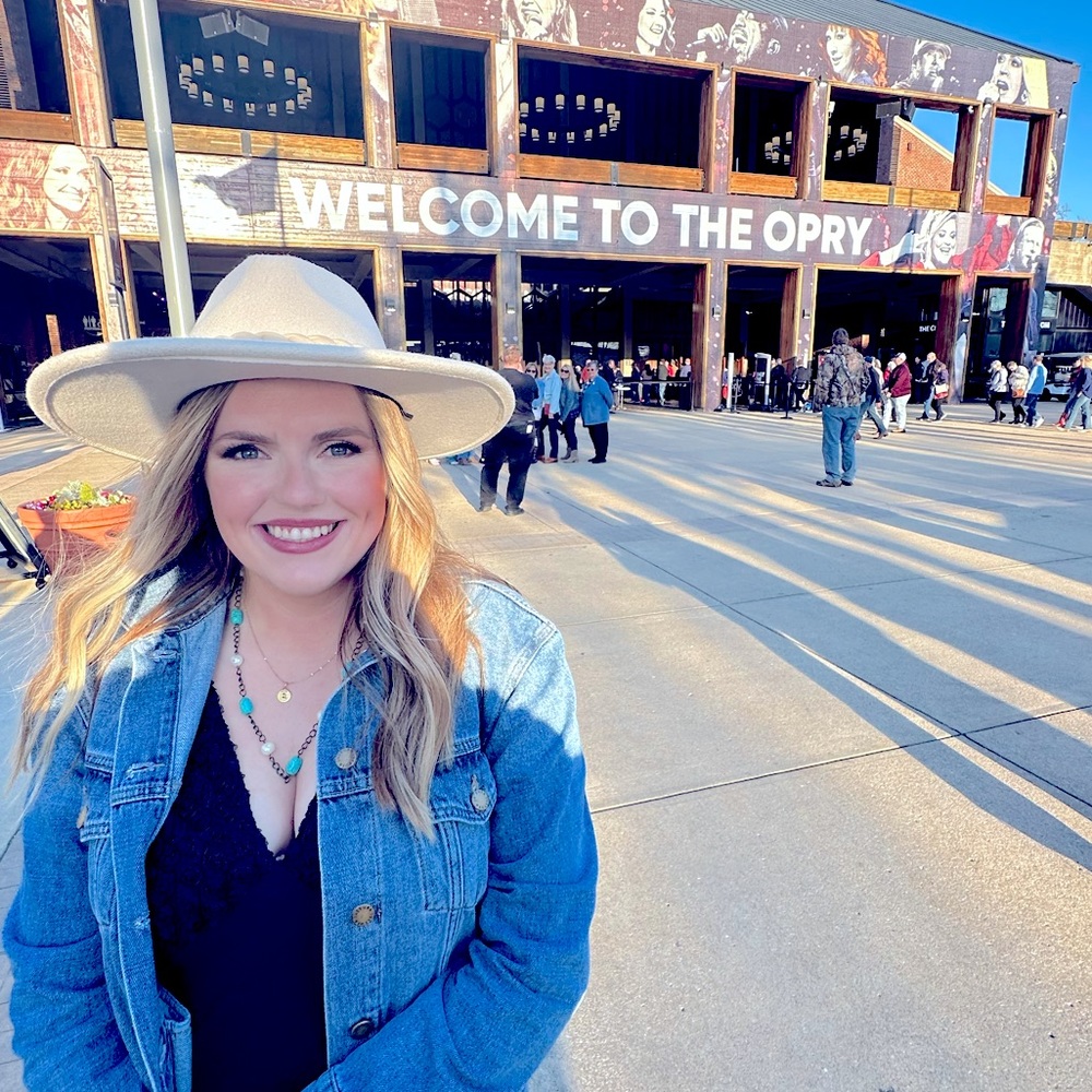 Meet your Posher, Katy